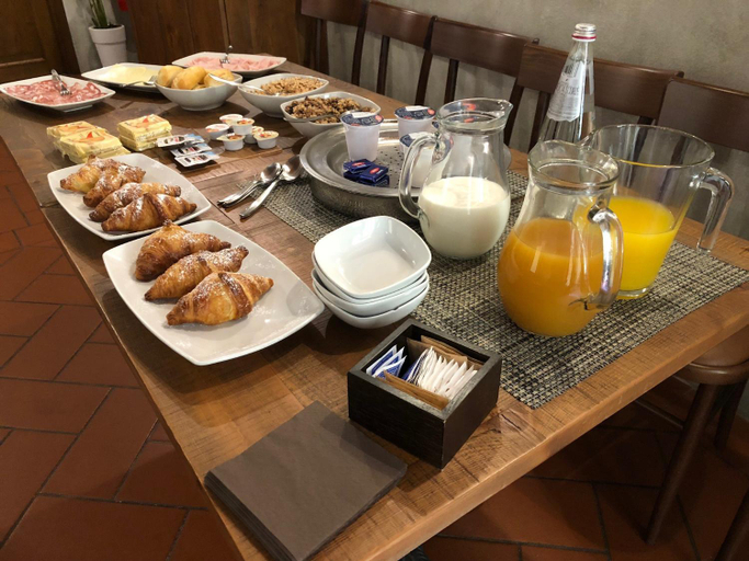 Food & Drinks 5, Accademia Residence, Prato
