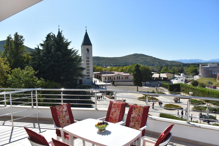 Food & Drinks 4, Gloria Apartments 1, Herzegovina-Neretva