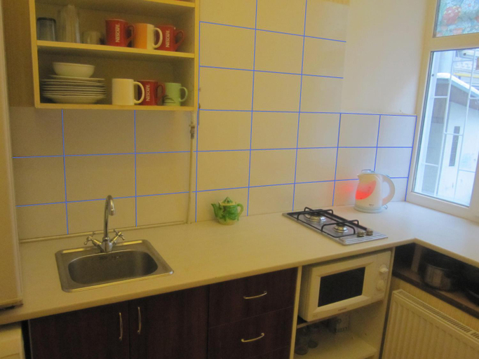 Others 4, Yaroslav Hostel, Podil's'kyi