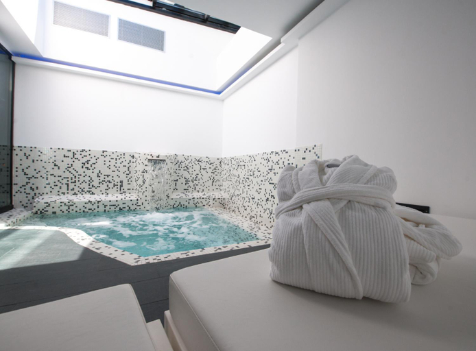 Sport & Beauty 5, Hotel Loob Madrid, Madrid