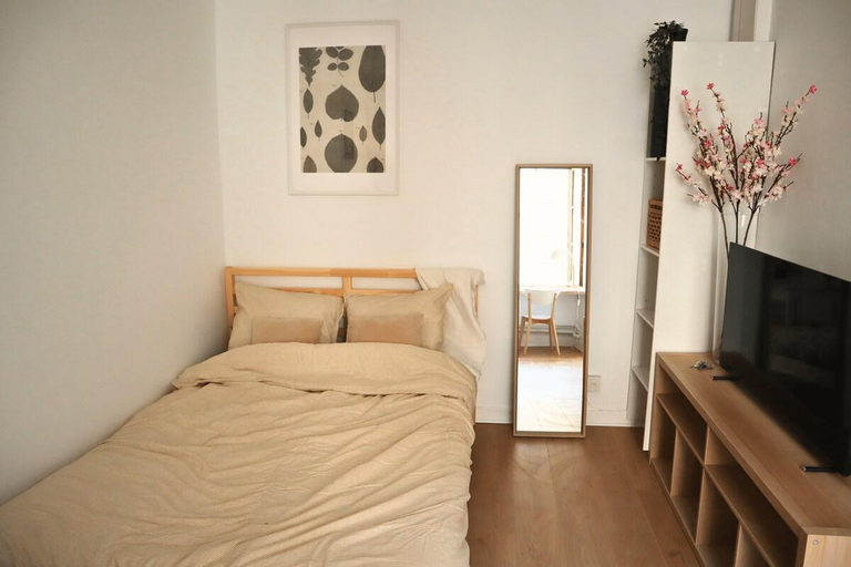 Bedroom 2, Cocon Moderne à Nation, Paris, Paris
