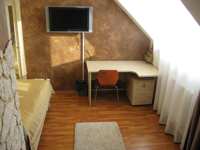 Others 5, Motel Gorno, Kielce