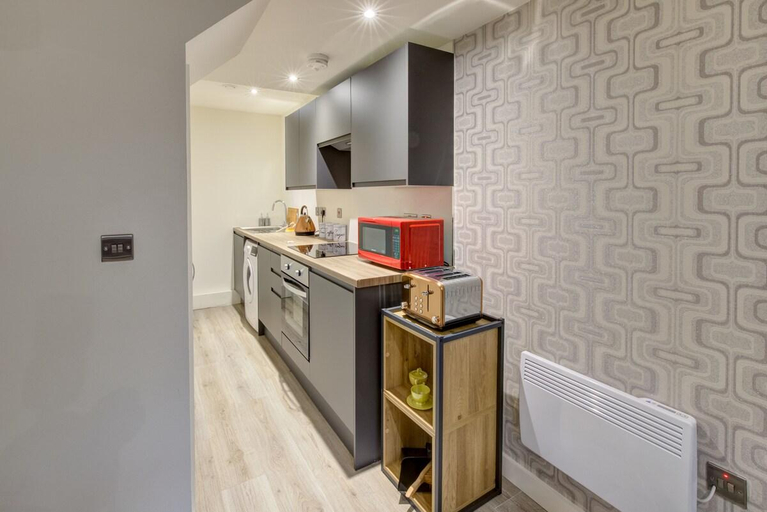 Others 5, Stylish 'New York Loft' 2 Bed Apartment, Bradford