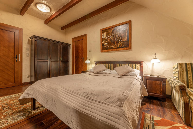Bedroom 2, Hotel Stanica Kresowa Chreptiow, Bieszczady