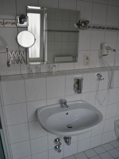 Bathroom 2, Altstadthotel Rheine, Steinfurt