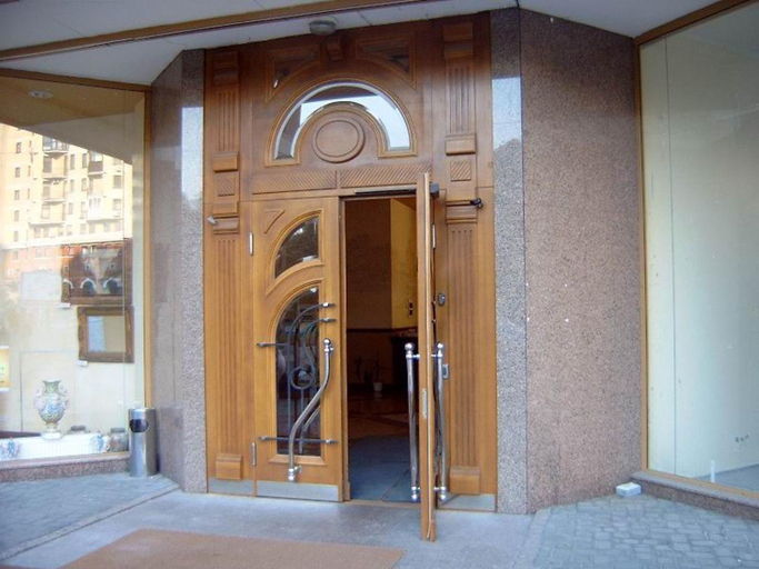 Others 2, Attache Hotel, Solomians'kyi