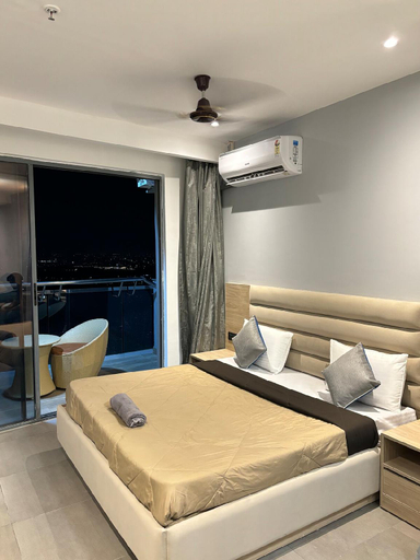 Others 4, Yamuna View Studio Apartments with Pvt Kitchenette, near Indraprastha Apollo and Max Hospital Noida, Gautam Buddha Nagar