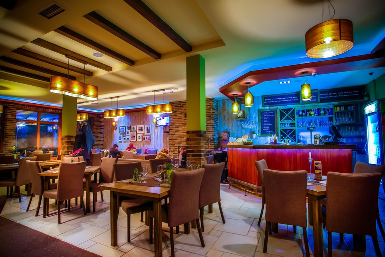 Food & Drinks 5, Moja Carda Prenociste, Temerin