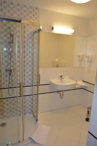 Bathroom, Hotel Via Baltica, Łomża City