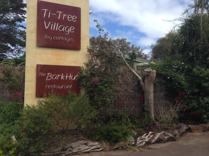 Others 3, Ti-Tree Village, Greater Geelong - Pt B