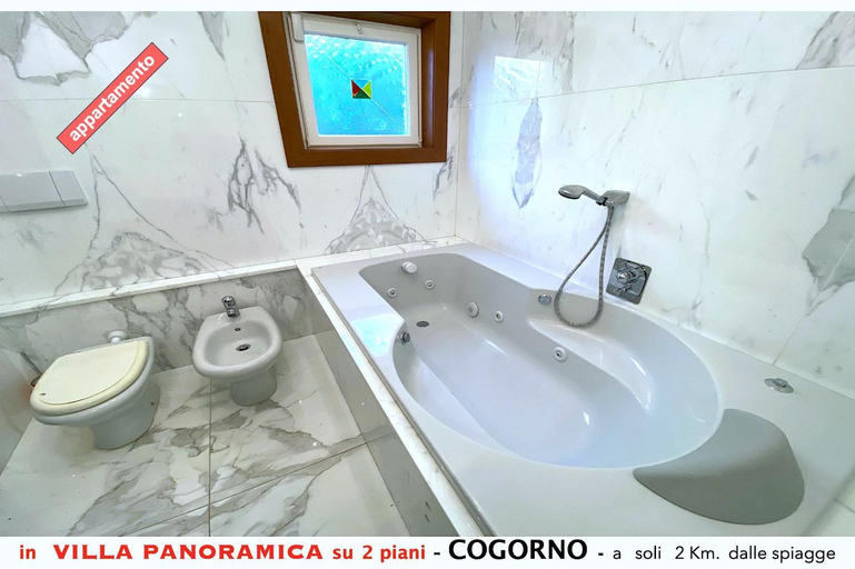 Bedroom 4, Appartamento B in villa con vista panoramica, Genova