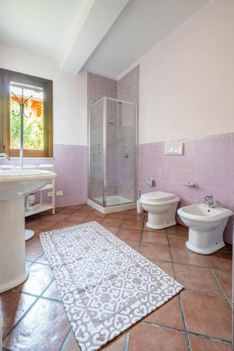 Bathroom 2, {Villa Jacuzzi Privata}sul mare di Fontane Bianche, Syracuse