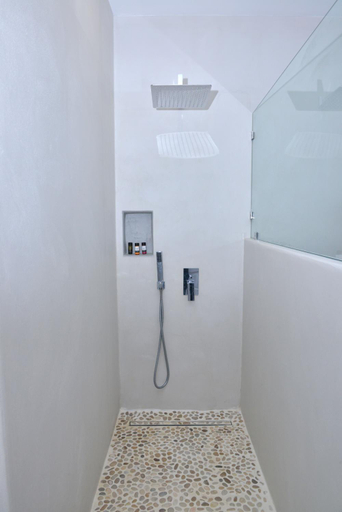 Bathroom 3, Akti Kastraki Areti Bungalows, South Aegean
