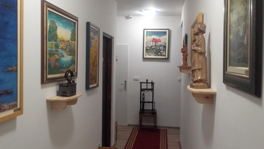 Others 3, Hostel IN Club, Zagreb