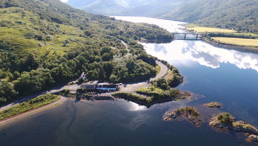 Food & Drinks 4, Appin Holiday Homes - Lodges, Shepherds Hut and Train Carriage stays, Argyll and Bute