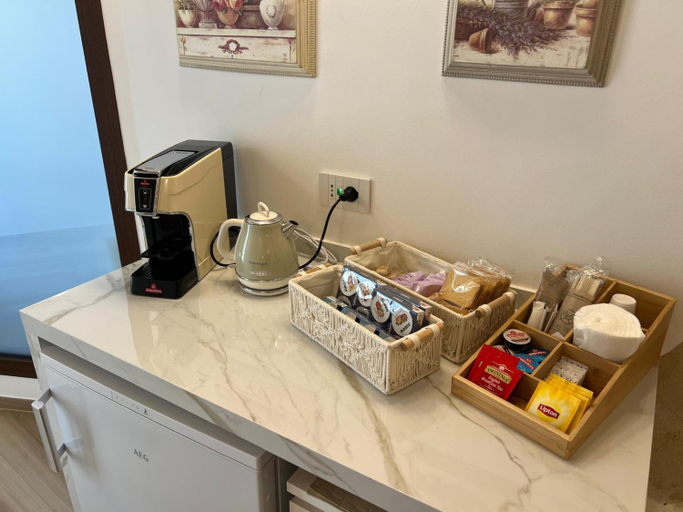 Food & Drinks, Carola Luxury Room, Bari