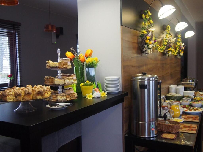 Food & Drinks 1, Villa Asturia, Krosno