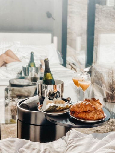 Food & Drinks 5, Nes Gard, Luster