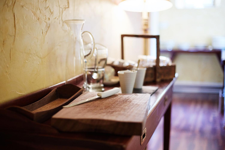 Food and beverages 4, Barnabrow House