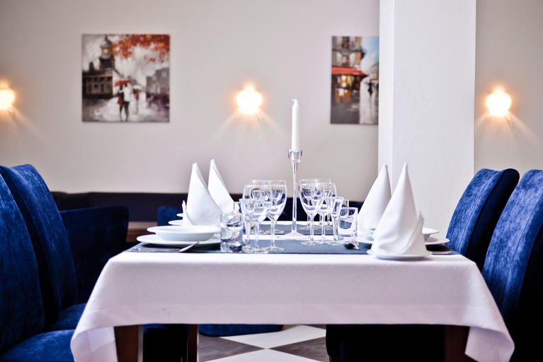 Food & Drinks 2, Hotel Olsza, Turek