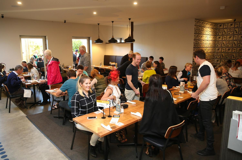 Food & Drinks 5, The Cally Hotel, Warrnambool