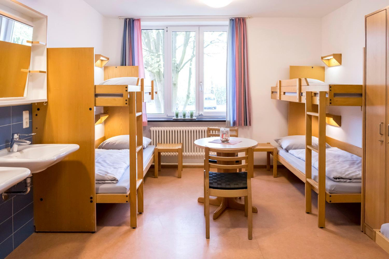 Bedroom 4, Jugendherberge Hamburg Horner Rennbahn, Hamburg