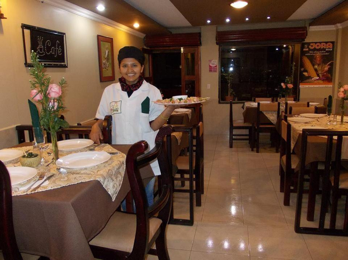 Food & Drinks 4, Hostal Jora Continental, Cotacachi