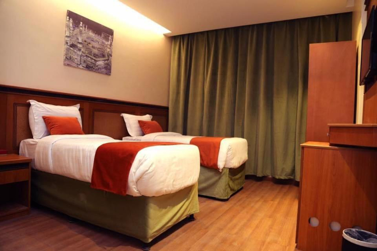 Bedroom 2, Al Bostan Al Masi Hotel, Makkah