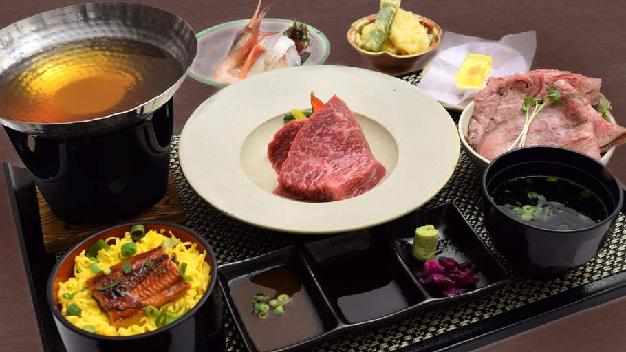 Food & Drinks 4, Hotel Io Alpheratz, Kasama