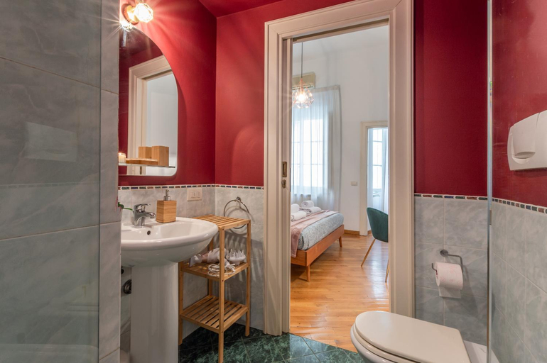 Bathroom 3, Wine Apartments Florence Moscato, Florence