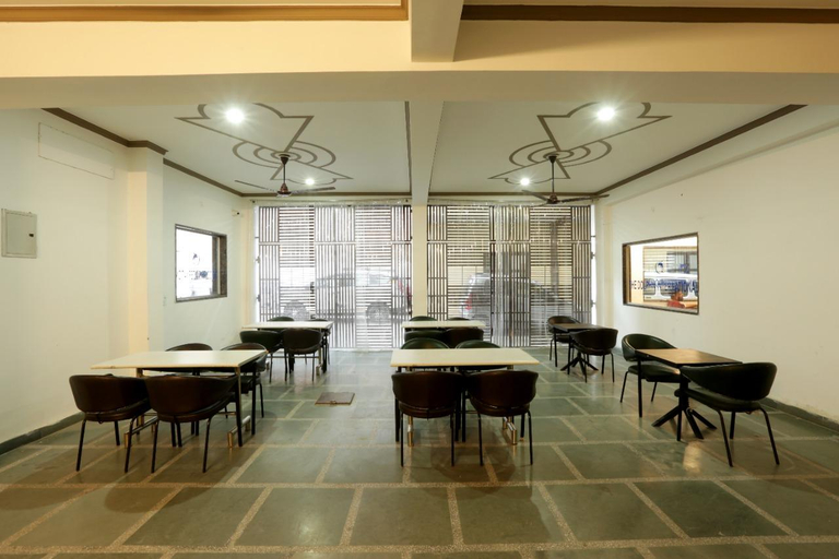 Food & Drinks 4, Hotel Dolphin at Delhi Airport, Delhi