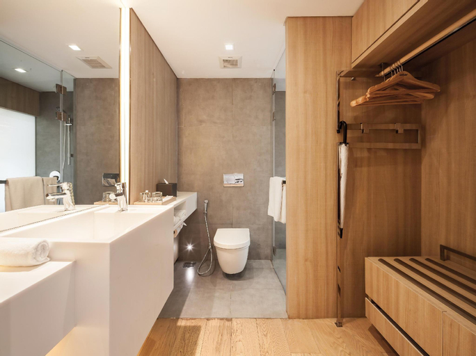 Bathroom 6