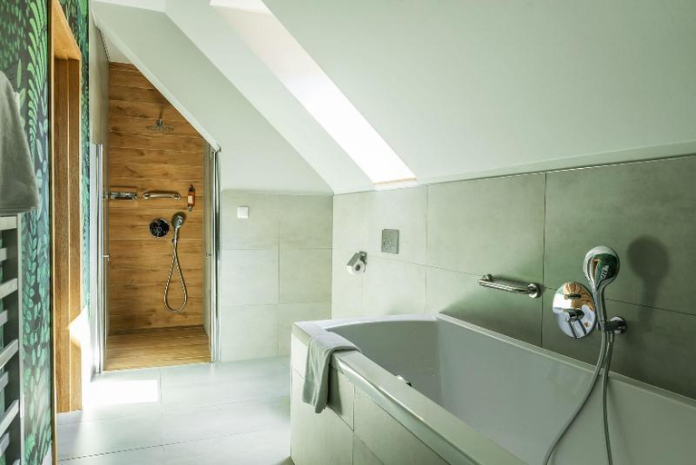 Bathroom 4, FOLGA - Hotel, Restauracja, Browar, SPA, Gryfice
