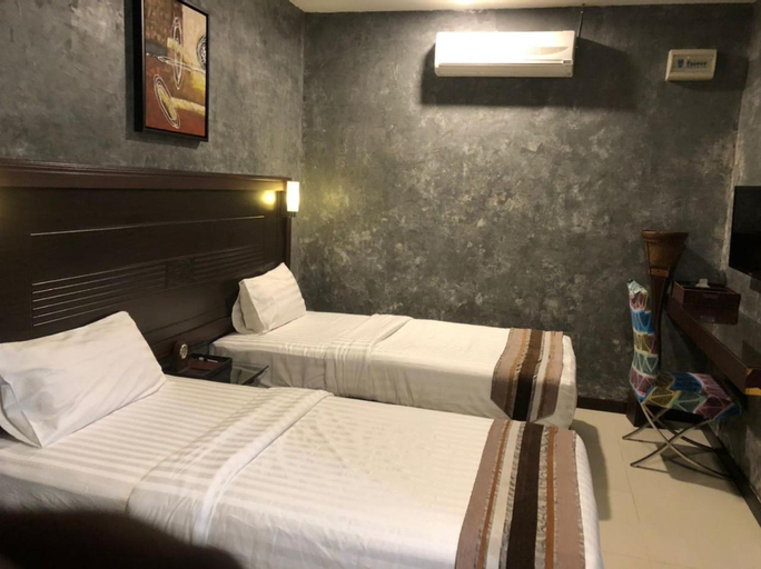 Bedroom 14