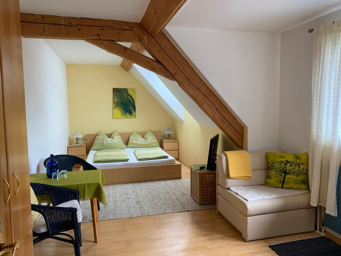 Bedroom 16