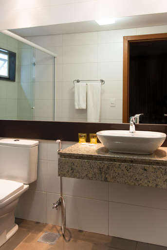 Bathroom 4, Garibaldi Business Hotel, Porto Alegre