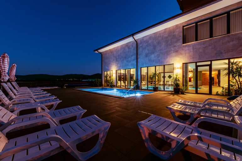Others 2, Hotel Relaks, Kazanlak