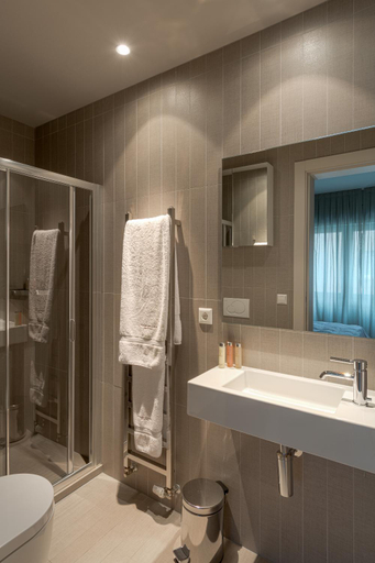 Others 3, Four Stars Aparthotel, Luxembourg