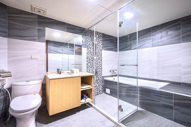 Bathroom 4, Mei Business Hotel, Taichung