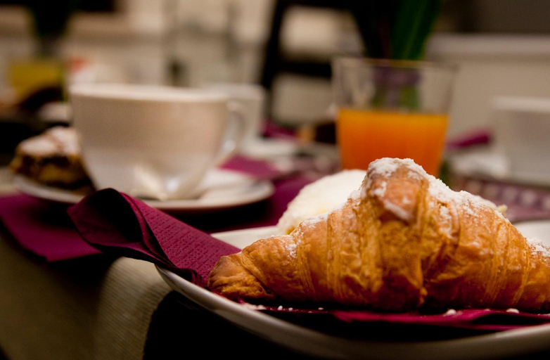 Food & Drinks 5, Colfelice Rooms, Rome