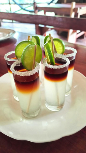 Food & Drinks 5, Mariana Miller Lodge, Tena
