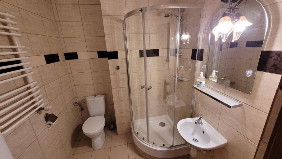 Bathroom 2, Zlota Roza, Jędrzejów