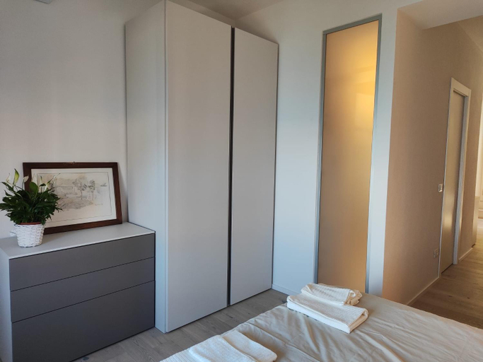 Others 3, Casa Cotone 9, Livorno