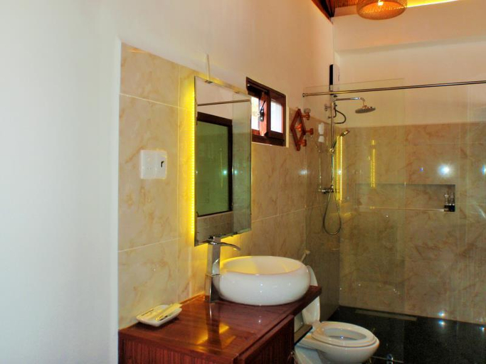 Bathroom 4, Rocks Beach Boutique, Phú Quốc