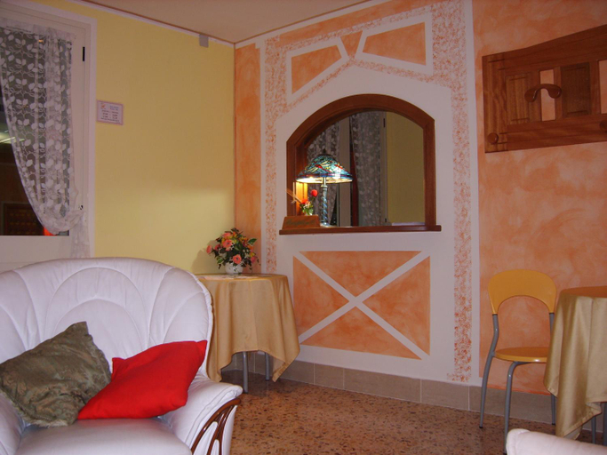Public Area 2, Hotel Rosso Di Sera, Caserta