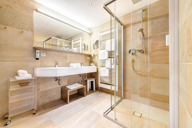 Bathroom 5, Alpenresort Walsertal, Bludenz