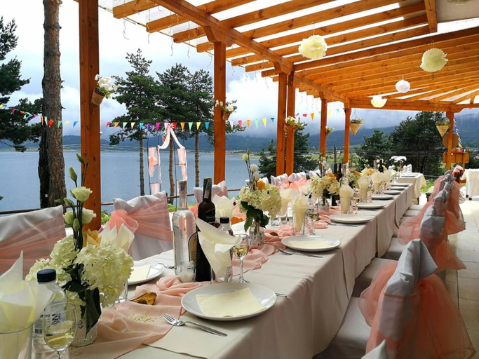 Food & Drinks 5, Villa Santa Maria, Rakitovo