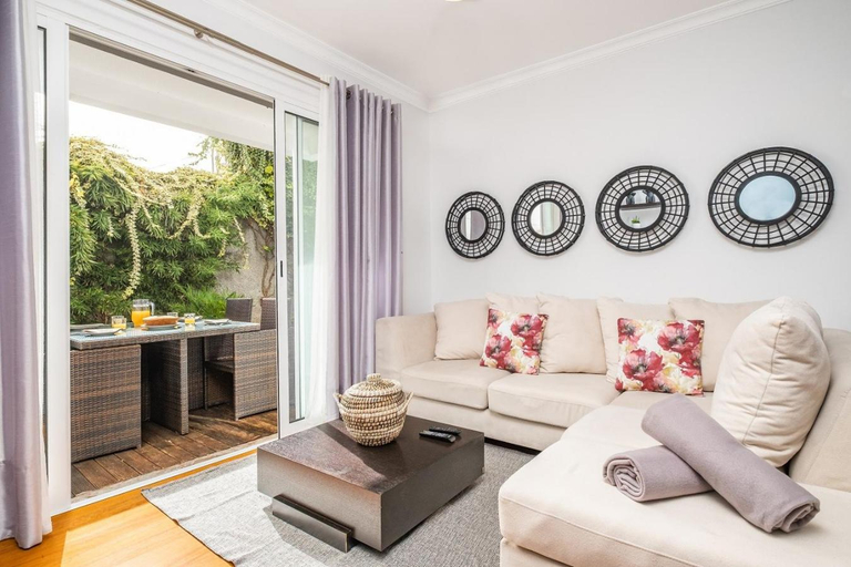 Others 5, Home to Stay by Homie, Funchal