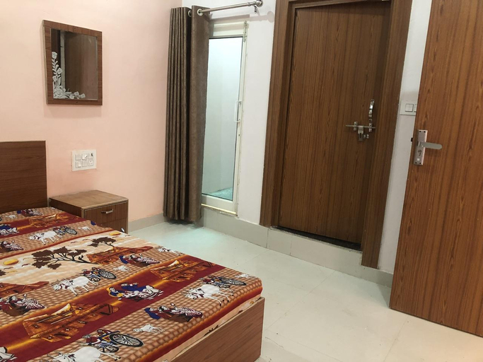 Others 3, Saraswati Devi Atithi Bhawan, Mathura