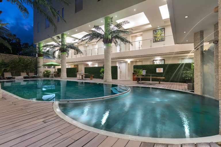 Swimming Pool 1